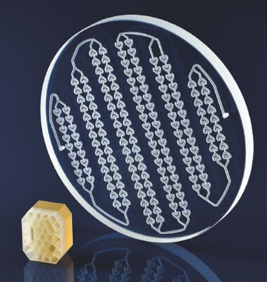 반도체 응용 분야를 위한 투명하고 취성이 높으며 열팽창이 낮은 취성 세라믹