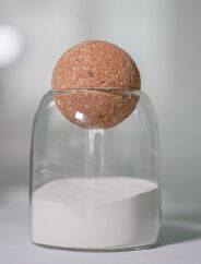 전자 재료용 좁은 입도 분포 및 맞춤형 입자 크기를 갖는 고순도 질화 알루미늄 분말