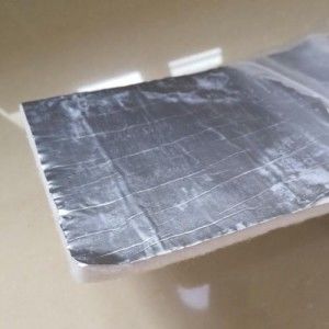 기름 채광 증기 파이프라인, 조립식으로 만들어진 절연제 관을 위한 650C 실리카 에어로겔 담요